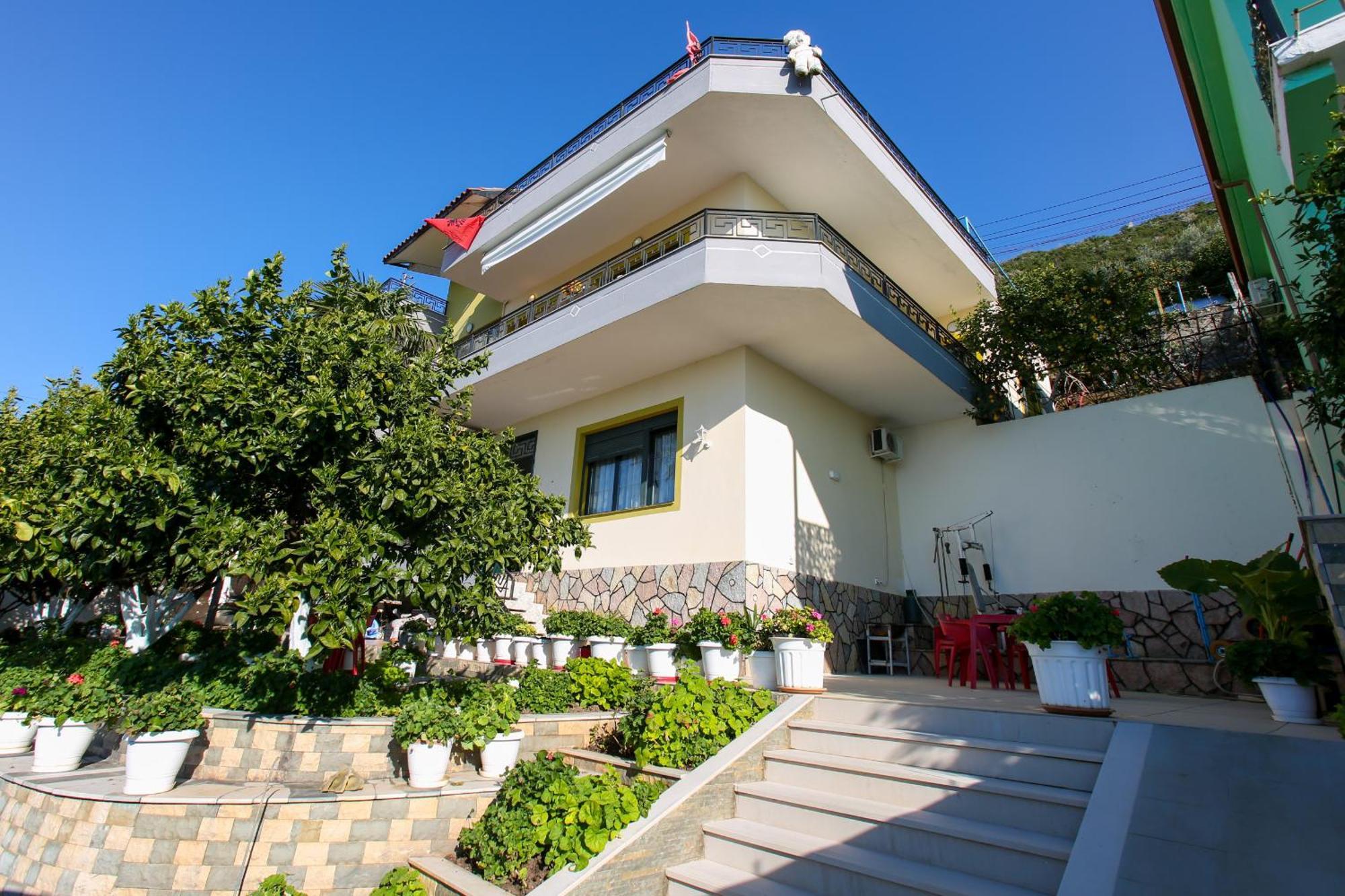 Villa Meminaj Вльора Екстер'єр фото